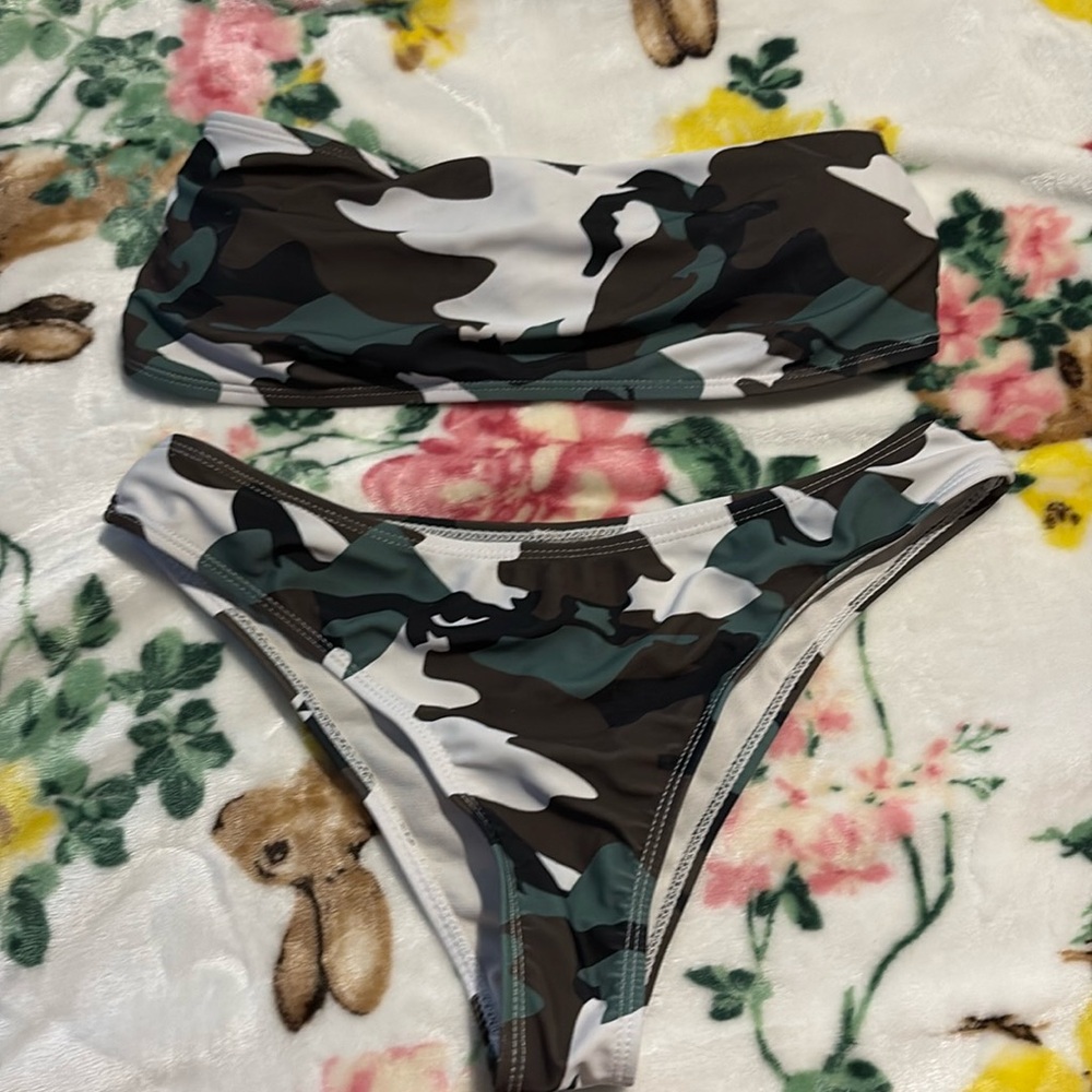Swim suit